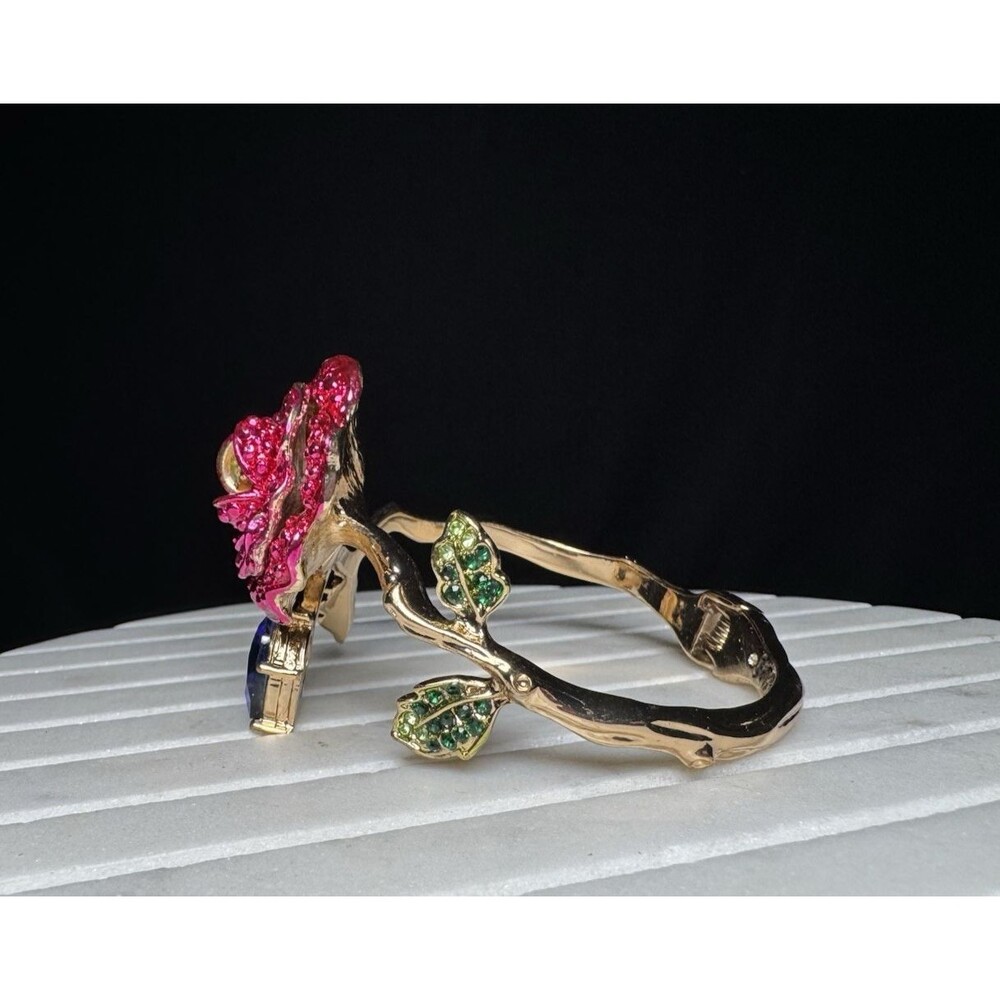 Betsey Johnson Rose Vine Bling Goldtone Hinged Bangle Bracelet - Picture 2 of 9